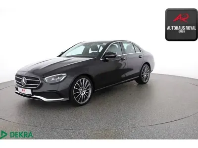 Gebraucht Mercedes E200 AMG 197 PS (144 kW) 2021 Grafitgrau Limousine