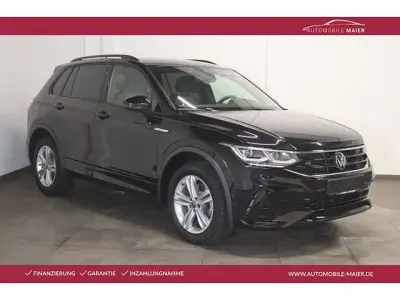 Gebraucht VW Tiguan R-line 200 PS (147 kW) 2023 Deep black perleffekt SUV