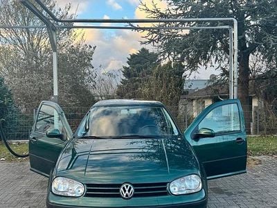 Grün Gebraucht 2000 VW Golf IV Kleinwagen | 3.699 € (Fairer Preis)