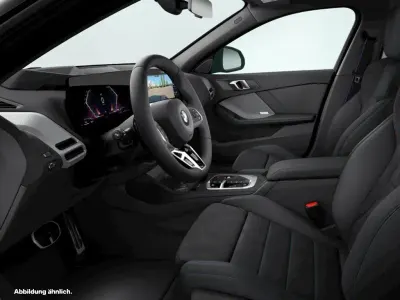 Gebraucht BMW 123 Shadowline 204 PS (150 kW) 2025 Black sapphire metallic Kleinwagen