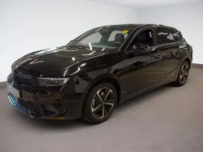 Gebraucht Opel Astra 131 PS (96 kW) 2024 Schwarz Kleinwagen