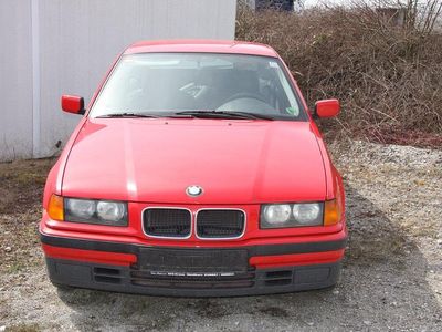 Second-hand BMW 316 102 CP (75 kW) 1994 Berlinǎ