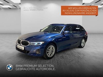 Blau Gebraucht 2022 BMW 318 Shadowline Kombi | 28.401 € (Fairer Preis)