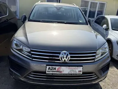 Gebraucht VW Touareg Terrain Tech 262 PS (192 kW) 2014 Canyon grey metallic SUV