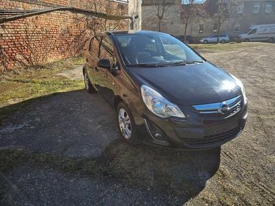 Gebraucht Opel Corsa Active 101 PS (74 kW) 2013 Schwarz Kleinwagen