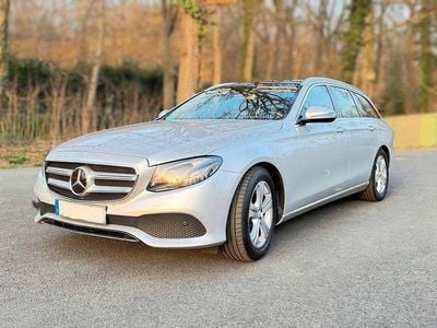 Gebraucht Mercedes E220 Avantgarde 194 PS (142 kW) 2016 Grau Limousine