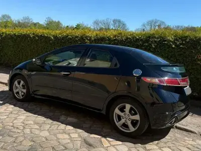 Brugt Honda Civic 99 HK (72 kW) 2011 Sort Sedan