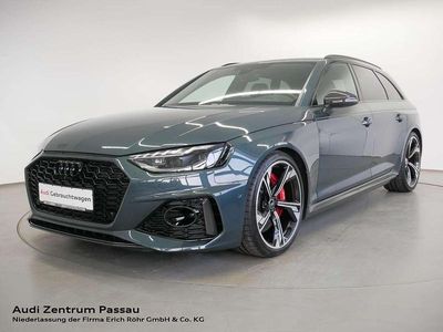 Gebraucht Audi RS4 Ambiente 450 PS (330 kW) 2023 Camouflagegrün metallic Kombi