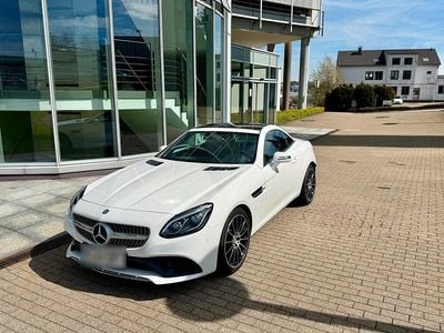 Usata Mercedes SLC180 AMG line 156 CV (114 kW) 2016 Bianco Cabrio