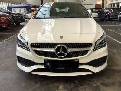 Gebraucht Mercedes CLA180 AMG line 122 PS (89 kW) 2018 Weiß metallic Limousine