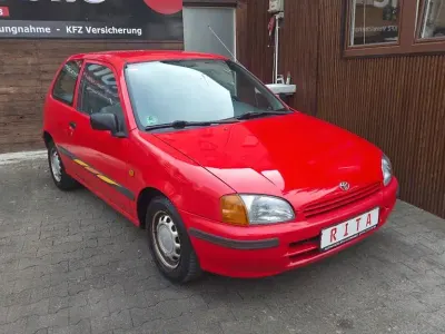 Gebraucht Toyota Starlet 75 PS (55 kW) 1996 Rot Kleinwagen