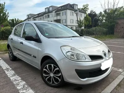 Gebraucht Renault Clio II Authentique 75 PS (55 kW) 2007 Grau Kleinwagen