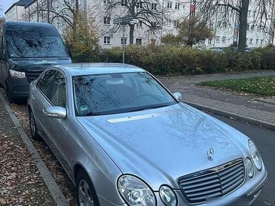 Mercedes E220