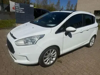 Używany Ford B-MAX Titanium 105 KM (77 kW) 2014 Biały Minivan