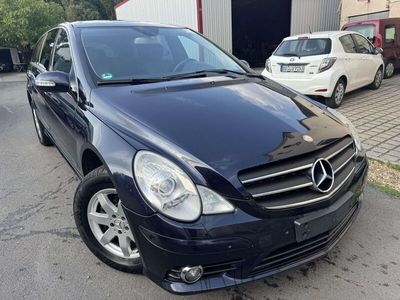 Mercedes R320