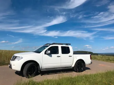 Gebraucht Nissan Navara 190 PS (139 kW) 2013 Weiß Pickup