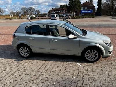 Gebraucht Opel Astra Innovation 116 PS (85 kW) 2009 Limousine