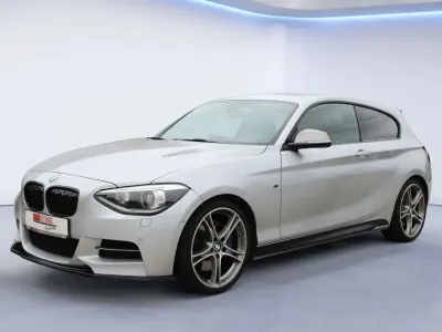 Gebraucht BMW 135 320 PS (235 kW) 2014 Glaciersilber Kleinwagen
