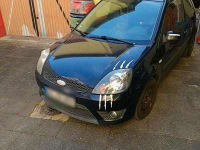 Second-hand Ford Fiesta Sport 100 CP (73 kW) 2006 Maro Hatchback