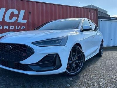 Usata Ford Focus ST 280 CV (205 kW) 2024 Bianco Berlina