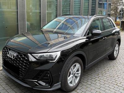 Gebraucht Audi Q3 Basis 150 PS (110 kW) 2024 Schwarz SUV