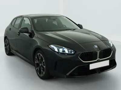 Gebraucht BMW 120 M Sport 163 PS (119 kW) 2025 Saphirschwarz Kleinwagen