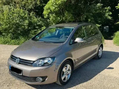 Gebraucht VW Golf Plus Cross Team 80 PS (58 kW) 2011 Braun Van / Kleinbus