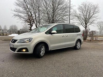 Silber Gebraucht 2014 Seat Alhambra Ecomotive Van / Kleinbus | 16.800 € (Teuer)