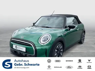 Używany Mini Cooper Classic 136 KM (100 kW) 2023 Zielony Hatchback
