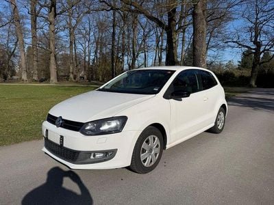 Used VW Polo Style 60 HP (44 kW) 2011 White Hatchback