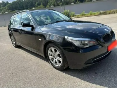 Gebraucht BMW 525 197 PS (144 kW) 2010 Schwarz Kombi