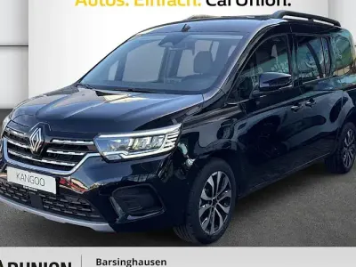 Neu Renault Kangoo Techno 130 PS (95 kW) 2026 Schwarz Van / Kleinbus