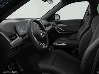 Gebraucht BMW X1 Sport Line 197 PS (144 kW) 2025 Grau SUV