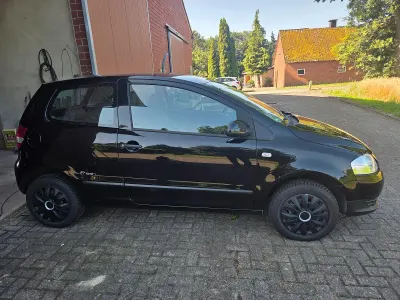 Gebraucht VW Fox 69 PS (50 kW) 2007 Schwarz Kleinwagen