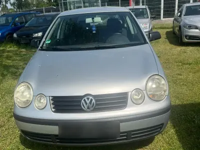 Gebraucht VW Polo 64 PS (47 kW) 2003 Silber Kleinwagen