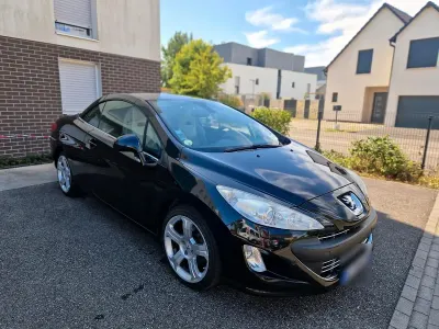 Gebraucht Peugeot 308 CC 140 PS (102 kW) 2009 Schwarz Cabrio