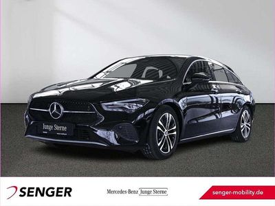 Gebraucht Mercedes CLA200 Shooting Brake 163 PS (119 kW) 2024 Schwarz Kombi