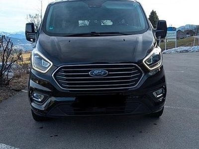 Gebraucht Ford Tourneo Titanium 130 PS (95 kW) 2020 Schwarz Van / Kleinbus