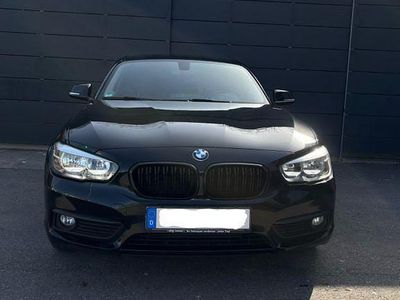 Gebraucht BMW 116 Sport Line 109 PS (80 kW) 2016 Schwarz Kleinwagen