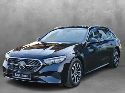 Gebraucht Mercedes E220 197 PS (144 kW) 2025 Lack obsidianschwarz Kombi