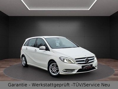 Gebraucht Mercedes B180 109 PS (80 kW) 2014 Weiß Van / Kleinbus