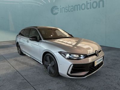 Gebraucht VW Passat R-line 150 PS (110 kW) 2024 Silber Kombi