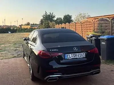 Gebraucht Mercedes C220 AMG line 194 PS (142 kW) 2024 Limousine