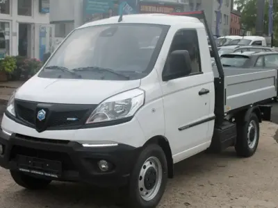 Neu Piaggio Porter 106 PS (77 kW) 2025 Orange SUV