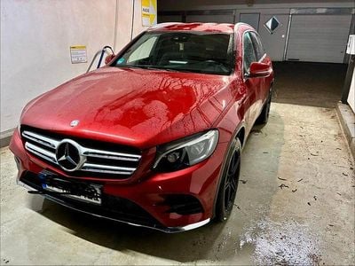 Gebraucht Mercedes GLC250 211 PS (155 kW) 2017 Rot SUV