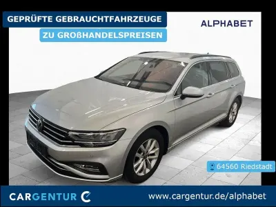 Gebraucht VW Passat Business 150 PS (110 kW) 2023 Silber Kombi