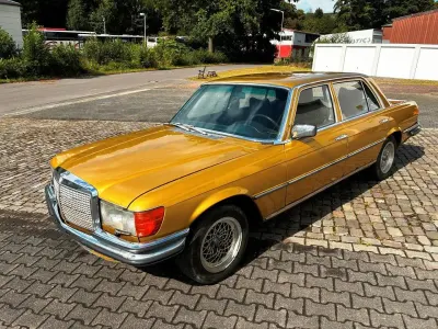 Brugt Mercedes 450 225 HK (165 kW) 1975 Guld Sedan