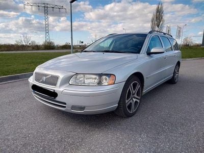 Gebraucht Volvo V70 179 PS (131 kW) 2005 Silber Kombi