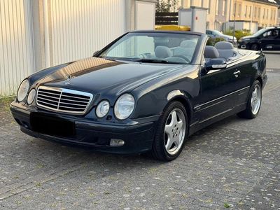 Mercedes CLK320