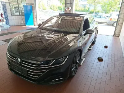 Gebraucht VW Arteon R-line 200 PS (147 kW) 2023 Grau Limousine
